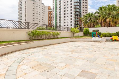 Apartamento à venda com 123m², 3 quartos e 2 vagas Apartamento à venda com 123m², 3 quartos e 2 vagasÁrea comum