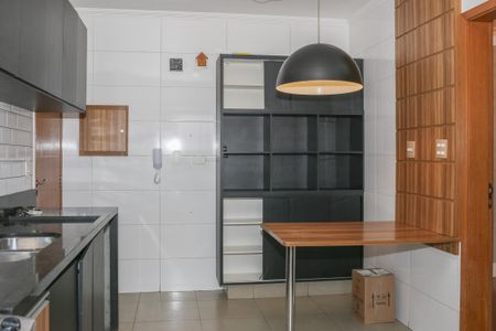Apartamento à venda com 123m², 3 quartos e 2 vagas Apartamento à venda com 123m², 3 quartos e 2 vagasCozinha