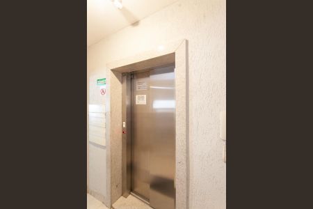 Apartamento à venda com 184m², 4 quartos e 2 vagasÁrea Comum - Elevador