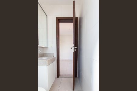 Apartamento à venda com 184m², 4 quartos e 2 vagasBanheiro da Suíte