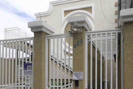 Casa de condomínio para alugar com 32m², 2 quartos e 1 vagaFachada