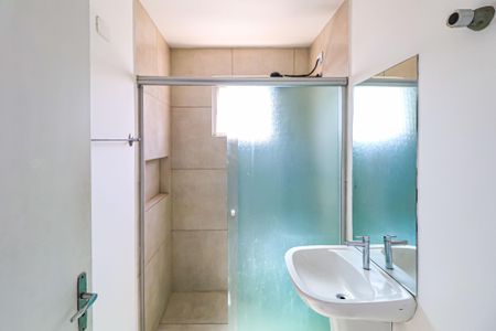 Apartamento para alugar com 80m², 2 quartos e sem vagaBanheiro social