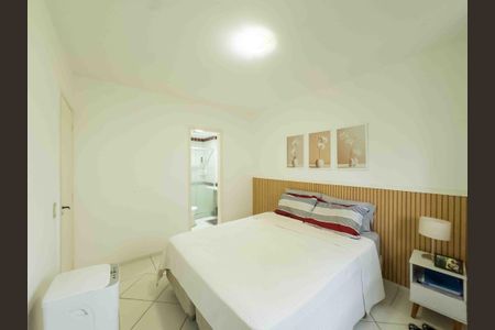 Apartamento à venda com 97m², 2 quartos e 2 vagasSuíte