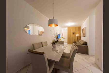 Apartamento à venda com 97m², 2 quartos e 2 vagasSala