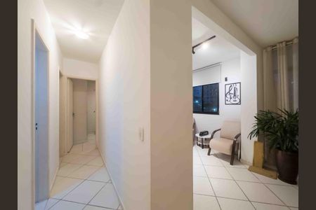 Apartamento à venda com 97m², 2 quartos e 2 vagasSala - Corredor