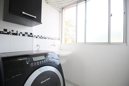 Área de Serviço de apartamento para alugar com 2 quartos, 63m² em Paraíso do Morumbi, São Paulo