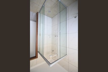 Casa para alugar com 171m², 3 quartos e 2 vagasBanheiro social