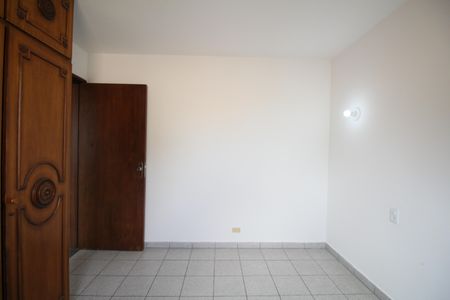 Casa para alugar com 171m², 3 quartos e 2 vagasQuarto 3