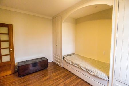 Casa de condomínio para alugar com 840m², 4 quartos e 3 vagas Casa de condomínio para alugar com 840m², 4 quartos e 3 vagasSuíte 2