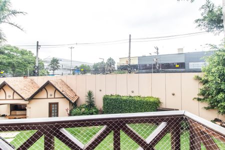 Casa de condomínio para alugar com 840m², 4 quartos e 3 vagas Casa de condomínio para alugar com 840m², 4 quartos e 3 vagasVista da Suíte 6