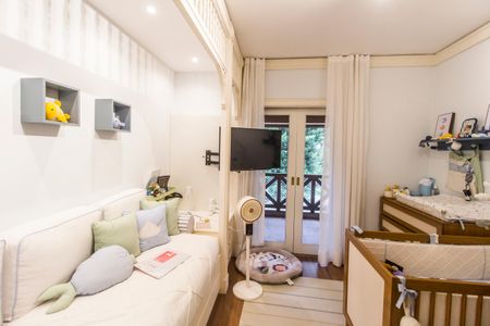 Casa de condomínio para alugar com 840m², 4 quartos e 3 vagas Casa de condomínio para alugar com 840m², 4 quartos e 3 vagasSuíte 6