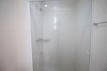 Apartamento para alugar com 50m², 2 quartos e 1 vaga Apartamento para alugar com 50m², 2 quartos e 1 vagaBanheiro da Suíte