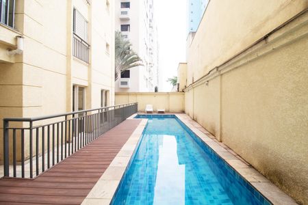 Apartamento para alugar com 50m², 2 quartos e 1 vaga Apartamento para alugar com 50m², 2 quartos e 1 vagaÁrea comum - Piscina