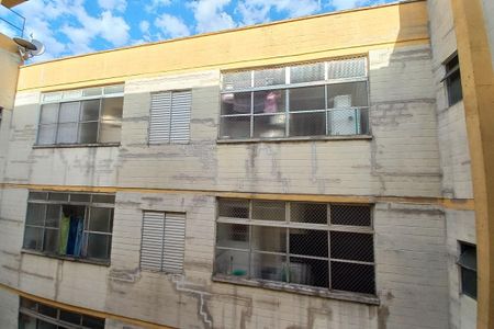 Apartamento à venda com 62m², 2 quartos e 1 vaga Apartamento à venda com 62m², 2 quartos e 1 vagaVista da Área de Serviço