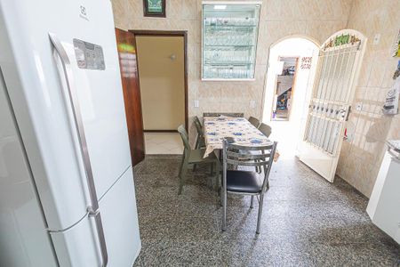 Casa para alugar com 460m², 3 quartos e 3 vagascozinha