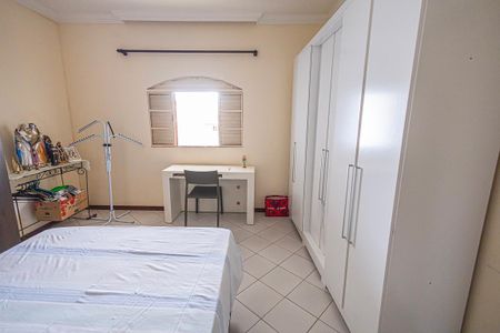 Casa para alugar com 460m², 3 quartos e 3 vagasquarto 2