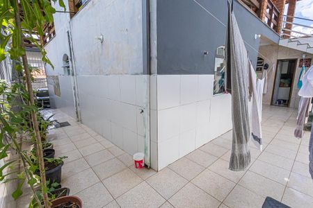 Casa para alugar com 460m², 3 quartos e 3 vagasarea de serviço e quintal