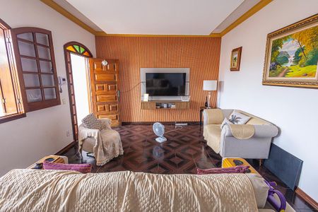 sala de casa para alugar com 3 quartos, 460m² em Candelária, Belo Horizonte