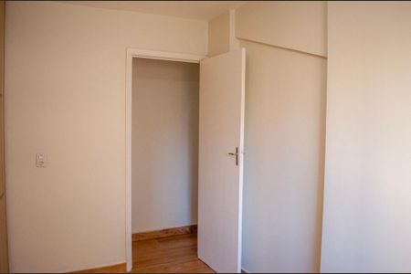 Apartamento para alugar com 74m², 3 quartos e 1 vaga Apartamento para alugar com 74m², 3 quartos e 1 vagaQuarto 1
