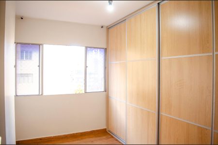 Apartamento para alugar com 74m², 3 quartos e 1 vaga Apartamento para alugar com 74m², 3 quartos e 1 vagaQuarto 1