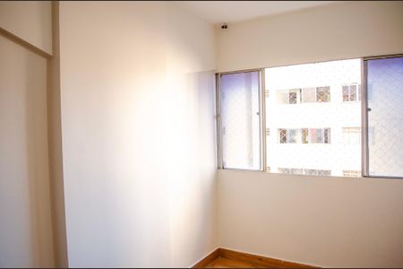 Apartamento para alugar com 74m², 3 quartos e 1 vaga Apartamento para alugar com 74m², 3 quartos e 1 vagaQuarto 1