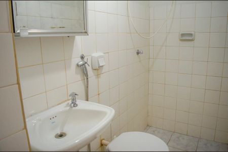 Apartamento para alugar com 74m², 3 quartos e 1 vaga Apartamento para alugar com 74m², 3 quartos e 1 vagaBanheiro da Suíte