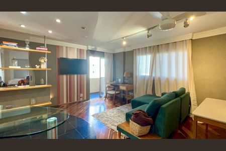 Apartamento para alugar com 70m², 2 quartos e 1 vagaSala