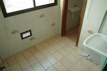 Área de Serviço de apartamento para alugar com 3 quartos, 85m² em Vila Azevedo, São Paulo