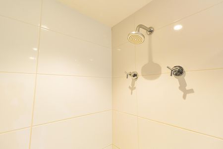 Apartamento para alugar com 67m², 1 quarto e 2 vagas Apartamento para alugar com 67m², 1 quarto e 2 vagasBanheiro da Suíte