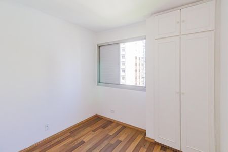 Apartamento à venda com 90m², 3 quartos e 1 vagaQuarto