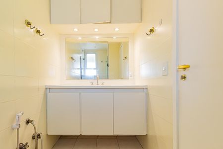 Apartamento à venda com 90m², 3 quartos e 1 vagaBanheiro da Suíte