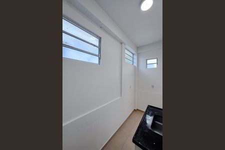 Cozinha e Área de Serviço de casa para alugar com 1 quarto, 49m² em Jardim da Glória, São Paulo