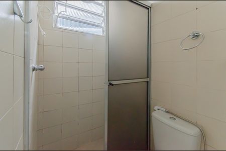 Banheiro de casa para alugar com 1 quarto, 49m² em Jardim da Glória, São Paulo