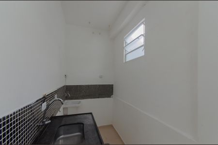Cozinha e Área de Serviço de casa para alugar com 1 quarto, 49m² em Jardim da Glória, São Paulo