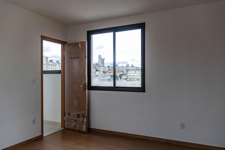Apartamento à venda com 98m², 2 quartos e 4 vagasSuíte