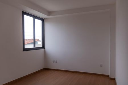 Apartamento à venda com 98m², 2 quartos e 4 vagasSuíte 2
