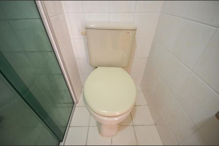 Banheiro de apartamento para alugar com 3 quartos, 58m² em Vila Pereira Barreto, São Paulo