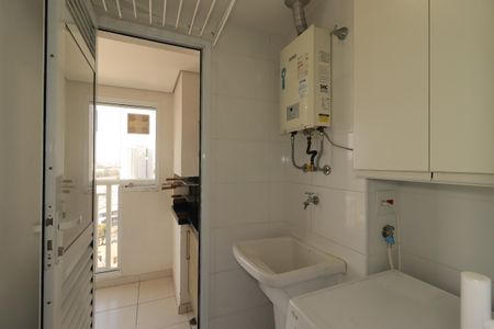 Apartamento à venda com 63m², 2 quartos e 1 vagaÁrea de Serviço