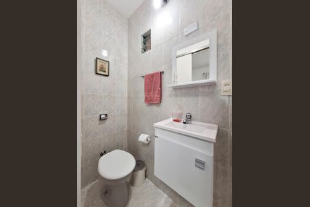 Apartamento à venda com 63m², 2 quartos e sem vagaBanheiro da Suíte