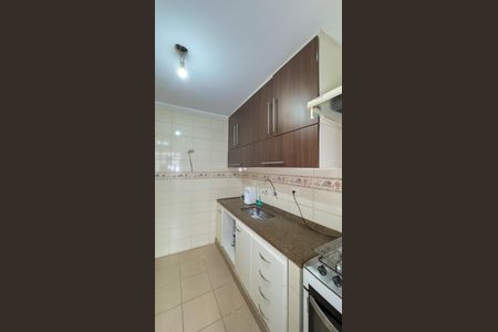 Apartamento à venda com 90m², 3 quartos e 1 vaga Apartamento à venda com 90m², 3 quartos e 1 vagaCozinha e Área de Serviço