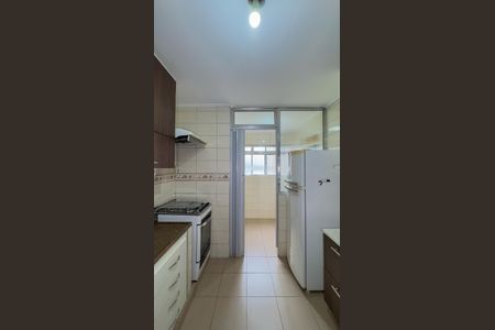Apartamento à venda com 90m², 3 quartos e 1 vaga Apartamento à venda com 90m², 3 quartos e 1 vagaCozinha e Área de Serviço