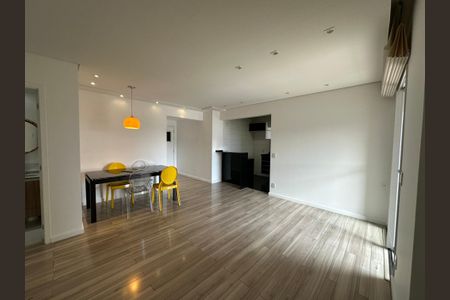 Apartamento para alugar com 74m², 1 quarto e 1 vaga Apartamento para alugar com 74m², 1 quarto e 1 vagaSala