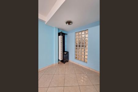 Casa para alugar com 106m², 3 quartos e 1 vaga Casa para alugar com 106m², 3 quartos e 1 vagaSala