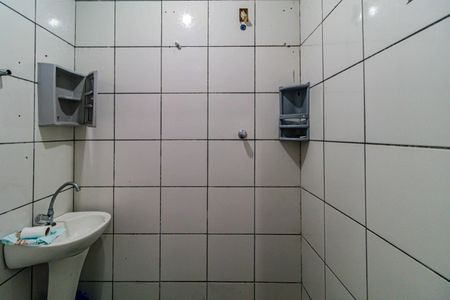 Banheiro de casa para alugar com 1 quarto, 120m² em Jardim Sarah, São Paulo