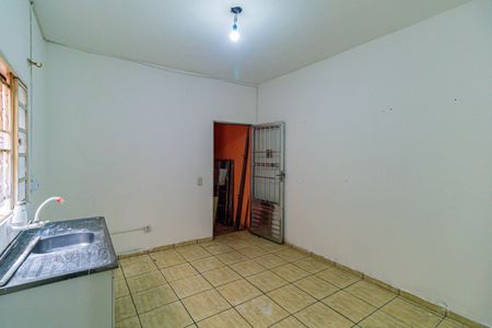 Cozinha de casa para alugar com 1 quarto, 120m² em Jardim Sarah, São Paulo