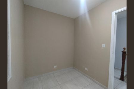 Casa para alugar com 200m², 5 quartos e 2 vagasQuarto 4