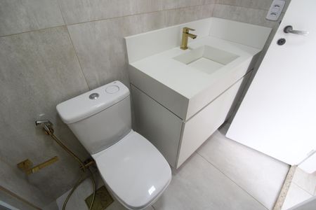 Apartamento à venda com 110m², 3 quartos e 1 vagaBanheiro social 2