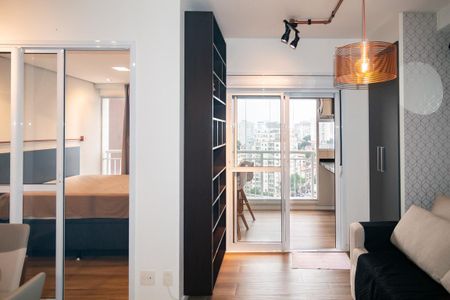 Apartamento para alugar com 36m², 1 quarto e 1 vaga Apartamento para alugar com 36m², 1 quarto e 1 vagaStudio