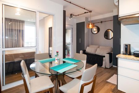 Apartamento para alugar com 36m², 1 quarto e 1 vaga Apartamento para alugar com 36m², 1 quarto e 1 vagaStudio
