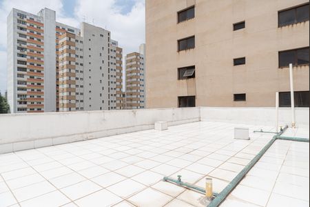Apartamento à venda com 64m², 1 quarto e sem vaga Apartamento à venda com 64m², 1 quarto e sem vagaÁrea comum - Terraço
